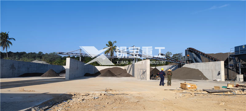 废旧沥青料破碎设备1 废旧沥青料破碎设备1