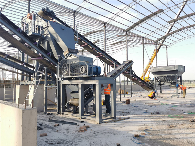 优米娱乐客服员工们冒着高温在江苏淮安客户现场进行设备安装(图8)