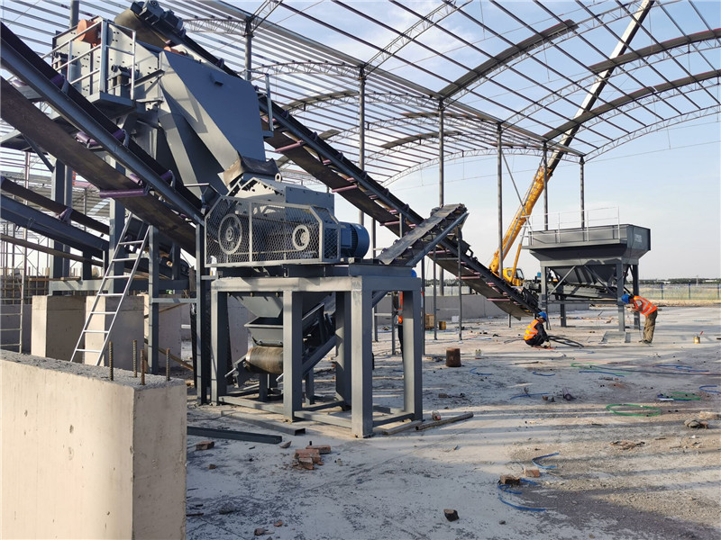 优米娱乐客服员工们冒着高温在江苏淮安客户现场进行设备安装(图9)